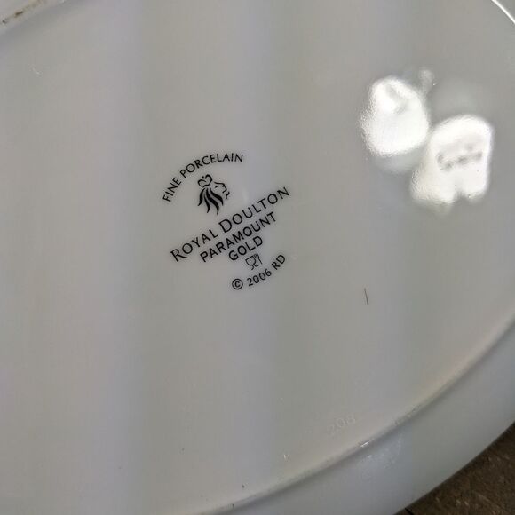 Royal Doulton Paramount Gold 2006 Gravy boat and underplate, gold rim porcelain - Picture 4 of 8